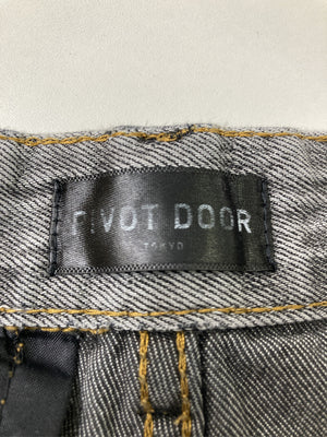 PIVOT DOOR/ピボットドア/デニムパンツ/パンツ/ブラック