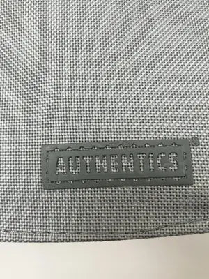 AURHENTICS/ポーチ/財布/小物/グレー