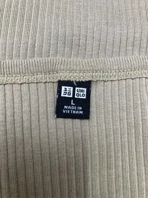 UNIQLO/ユニクロ/Tシャツ/カットソー/トップス/カーキ/L