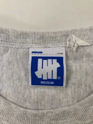 UNDEFEATED/Tシャツ/カットソー/トップス/グレー/M