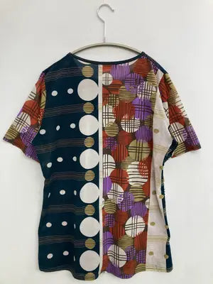 Youmg Sin/Tシャツ/カットソー/トップス/ネイビー/M-L   胸囲79～94cm　　身長154～162cm