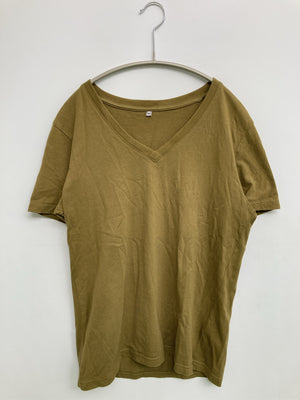 Tシャツ/カットソー/トップス/カーキ/M