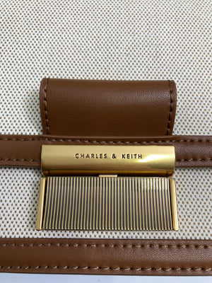 CHARLES & KEITH/チャールズアンドキース/ショルダーバッグ/バッグ/ベージュ