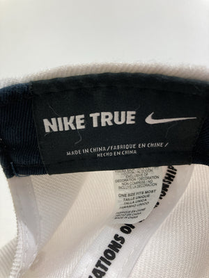 NIKE/ナイキ/キャップ/帽子/ホワイト