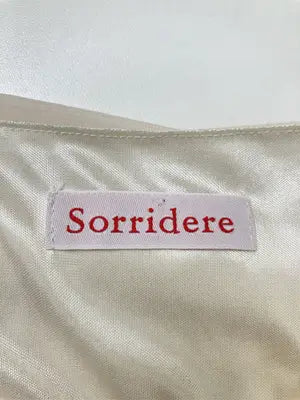 Sorridere/ソリデーレ/Tシャツ/カットソー/トップス/アイボリー/L  バスト76～94　身長154～162