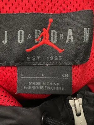 AIR JORDAN/エアジョーダン/ナイロンジャケット/ジャケット/アウター/ブラック/S