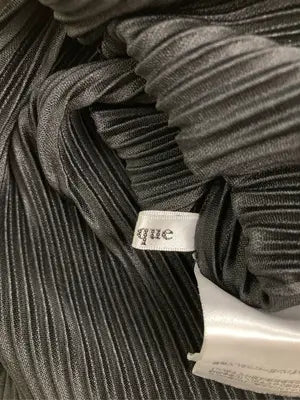 Lutique/ルティーク/Tシャツ/カットソー/トップス/ブラック/M  バスト79～87　身長154～162