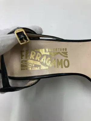 Salvatore Ferragamo/サルヴァトーレフェラガモ/サンダル/シューズ/ブラック