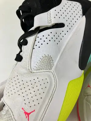 JORDAN/ジョーダン/スニーカー/シューズ/ホワイト/23.5cm