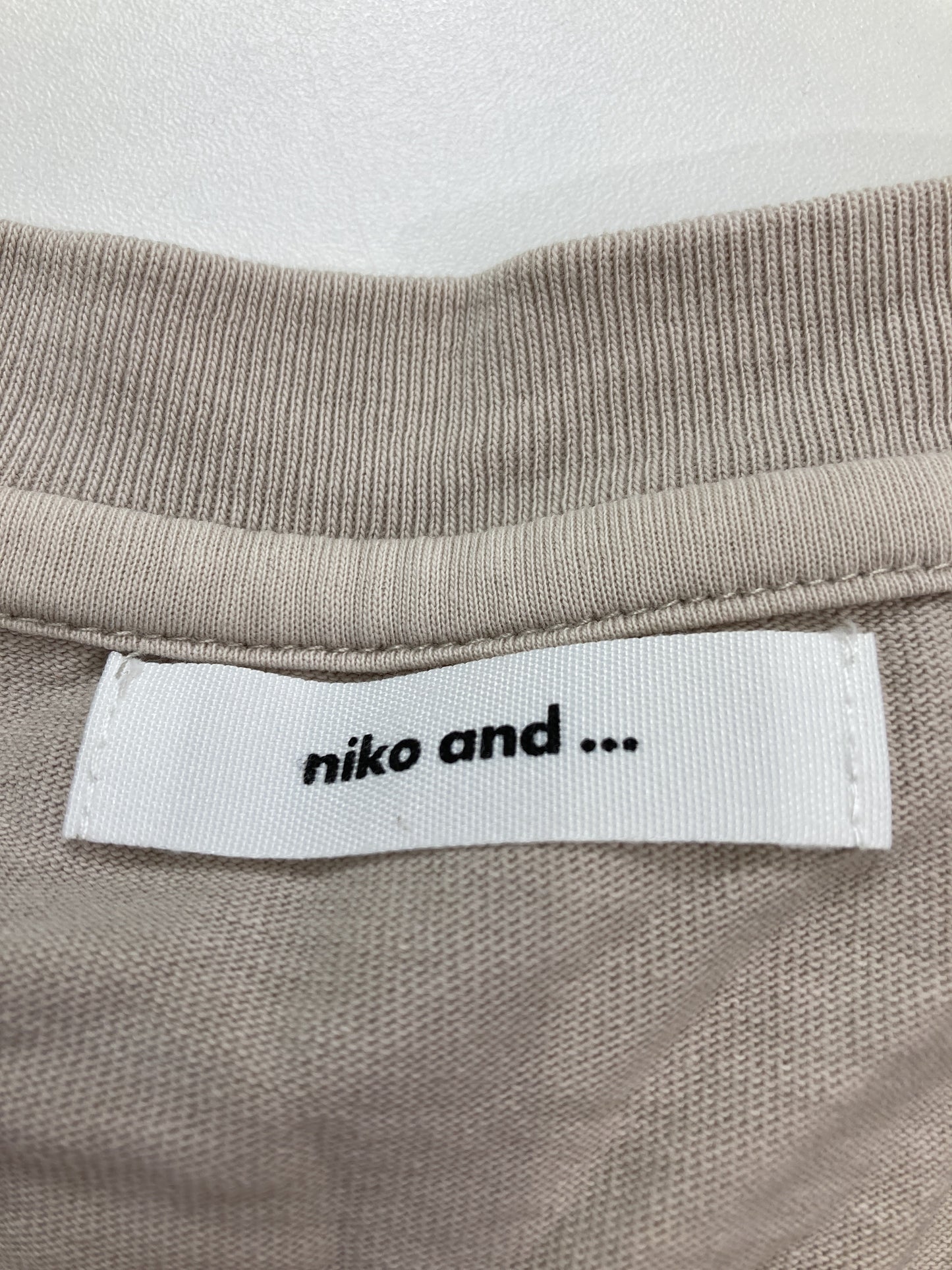 niko and .../ニコアンド/Tシャツ/カットソー/トップス/ベージュ/4