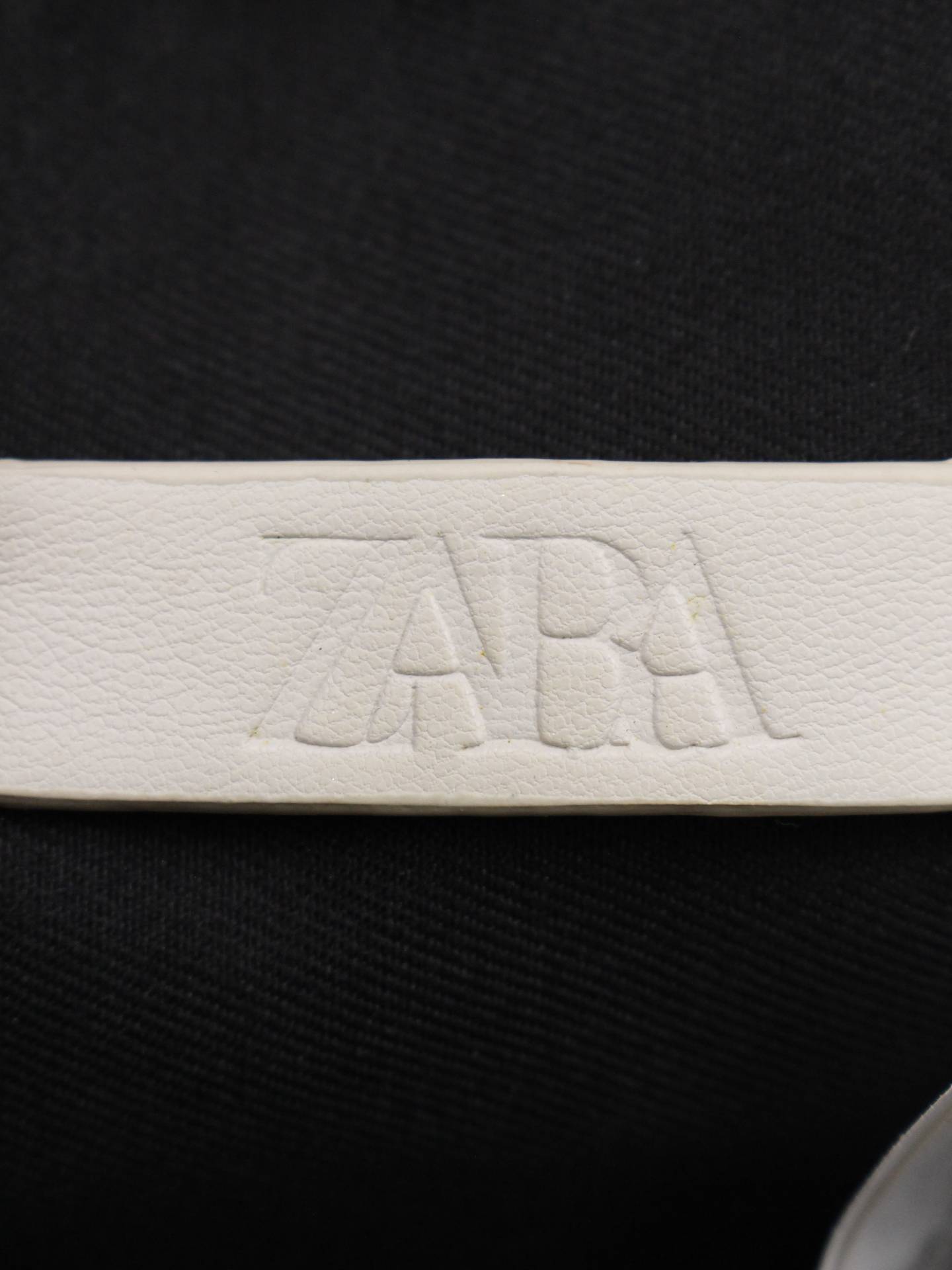 ZARA/ザラ/ショルダーバッグ/バッグ/ホワイト