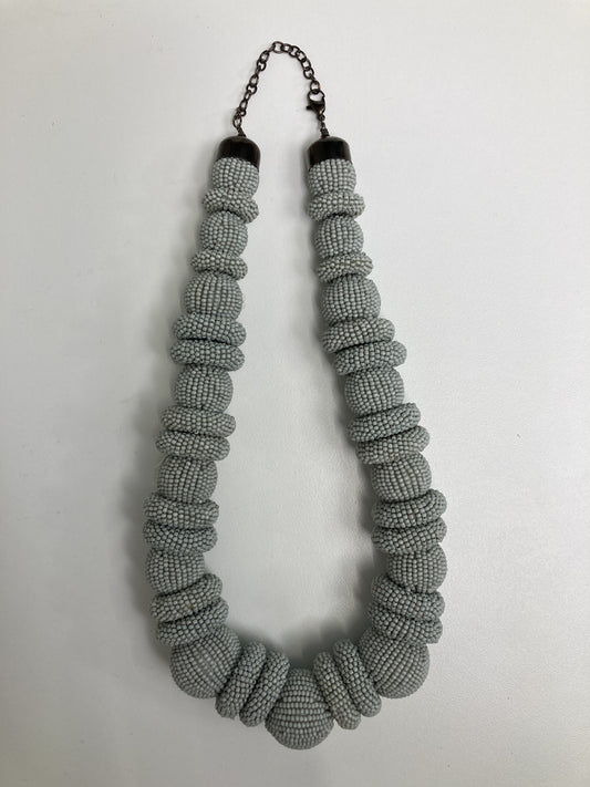 ネックレス/アクセサリー/グレー