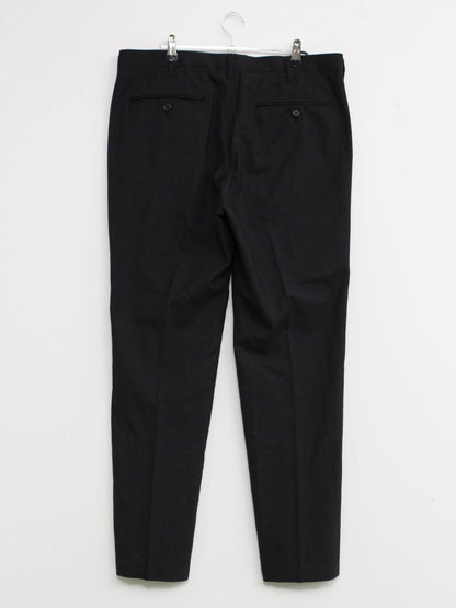 UNIQLO/ユニクロ/スラックス/パンツ/ブラック/ウエスト85cm   CN175/84A