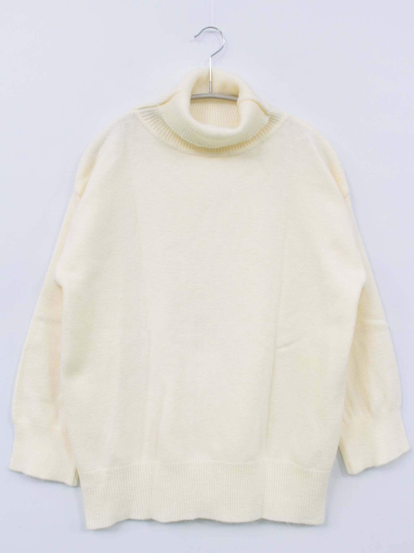 ニット/セーター/トップス/アイボリー