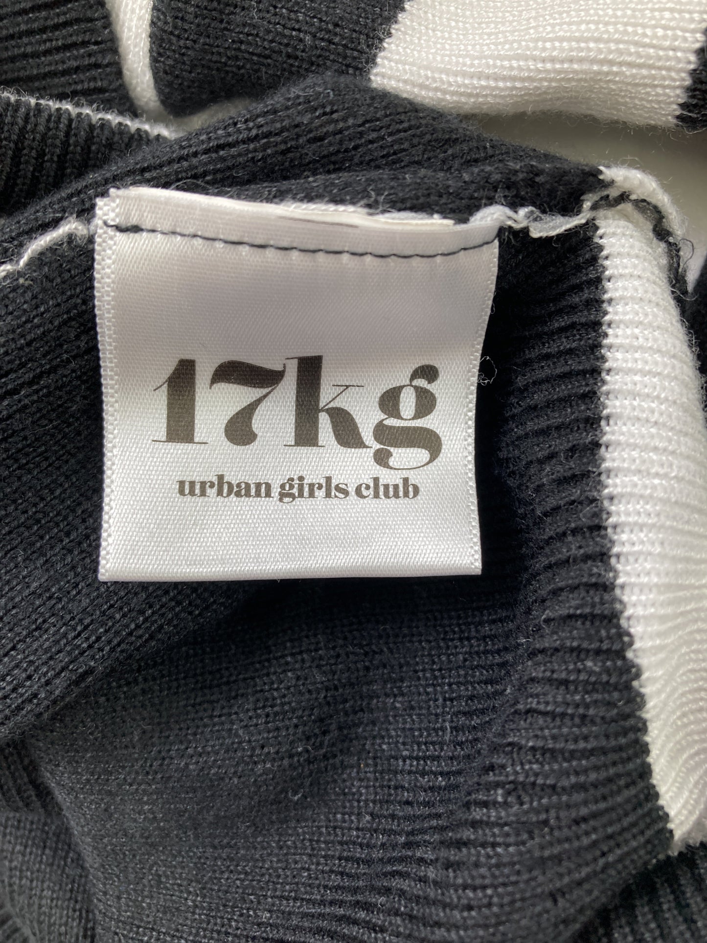 17kg/イチナナキログラム/ニット/セーター/トップス/ブラック/L