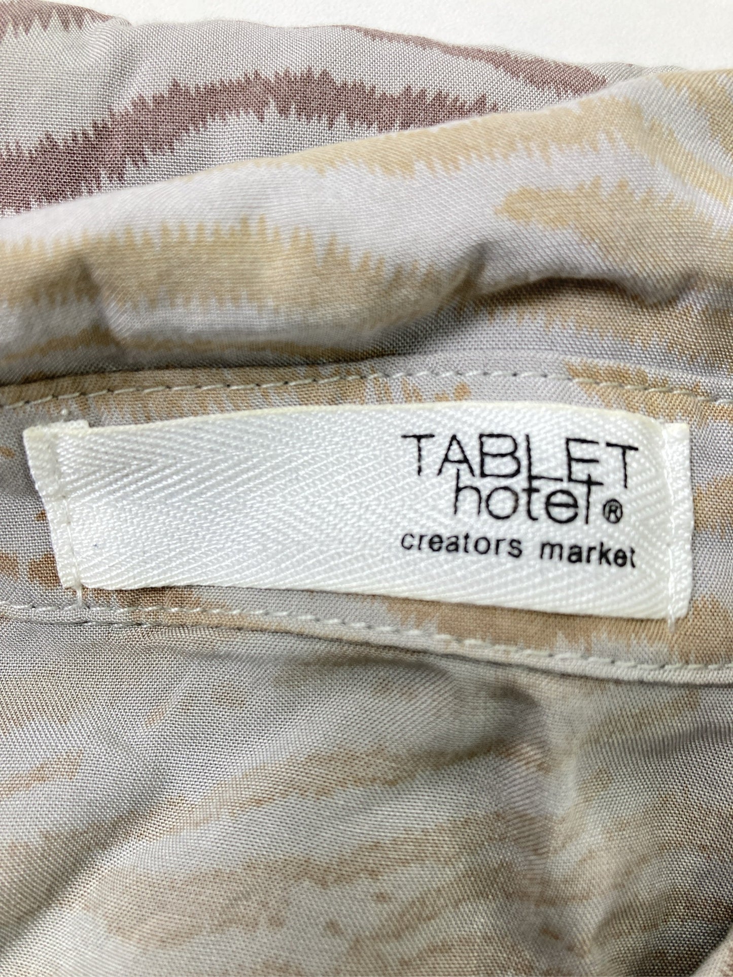 TABLET hotel®️/タブレットホテル/シャツ/ブラウス/トップス/ブラウン