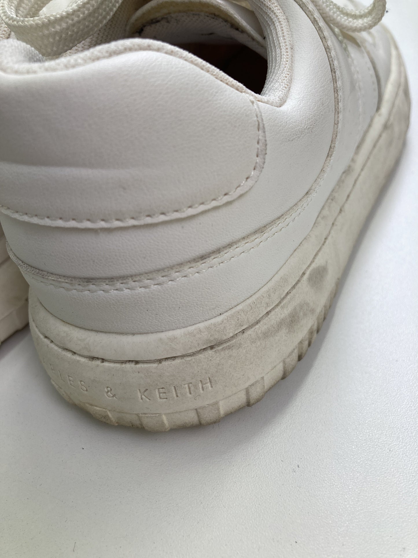 CHARLES&KEITH/スニーカー/シューズ/ホワイト/37